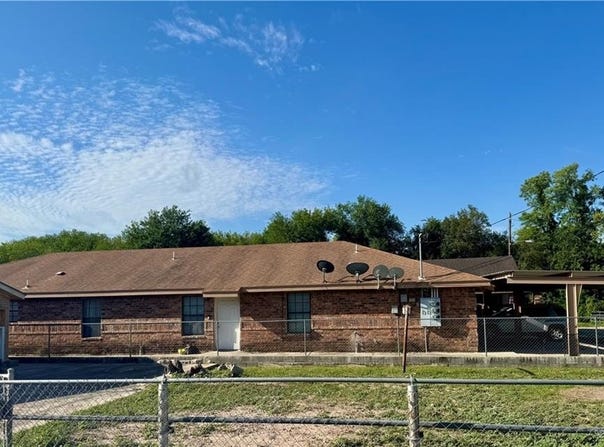 303 S Avasolo Street, Rio Grande City, TX 78582