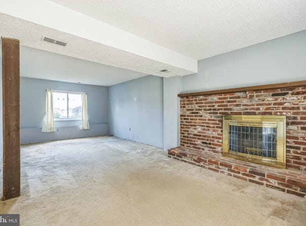 42 AVERY, WILLIAMSTOWN, NJ 08094