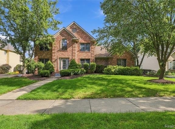 5681 Woodfield Parkway, Grand Blanc Twp, MI 48439