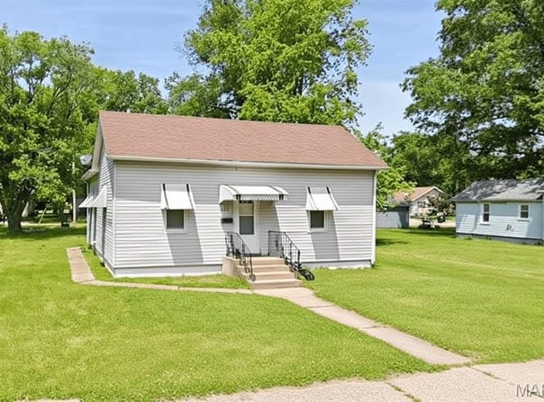 205 E 2nd North Street, Mount Olive, IL 62069