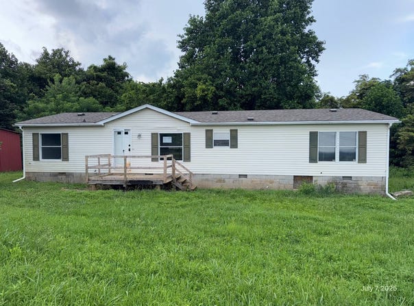 7827 TOMPKINSVILLE RD, SUMMER SHADE, KY 42166