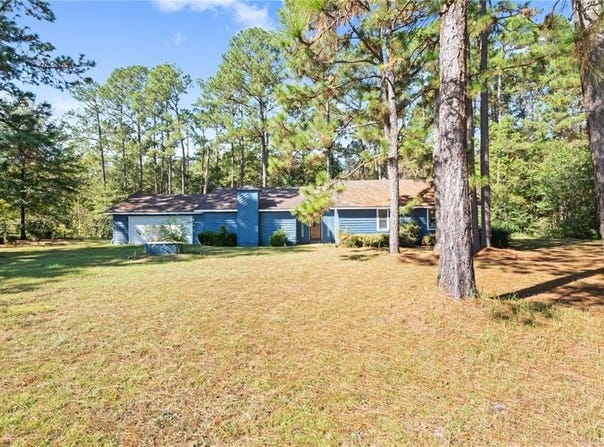 11045 Hurst Drive, Axis, AL 36505