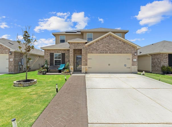 411 Water Way Ave, Hutto, TX 78634