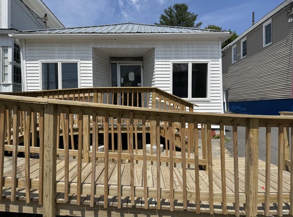 40 Elm Street, Waterville, ME 04901