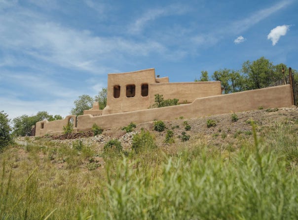 209 Ribak Lane, Taos, NM 87571