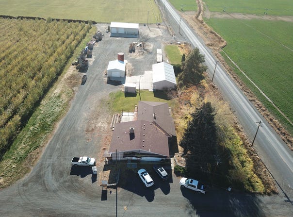 1601 Lateral B Rd, Wapato, WA 98951