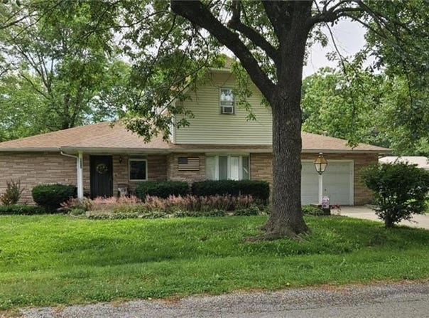 212 S Locust Street, Cherokee, KS 66724