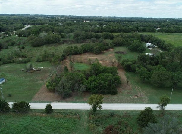 S Westline Road, Cleveland, MO 64734