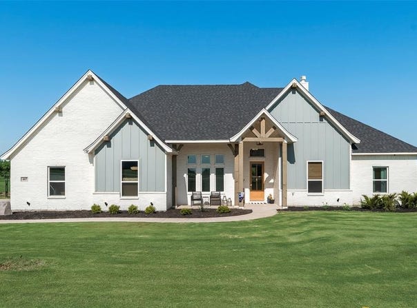 467 Red Bird Drive, Springtown, TX 76082