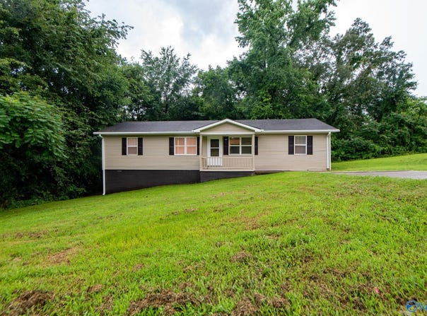 256 Noles Drive, New Market, AL 35761