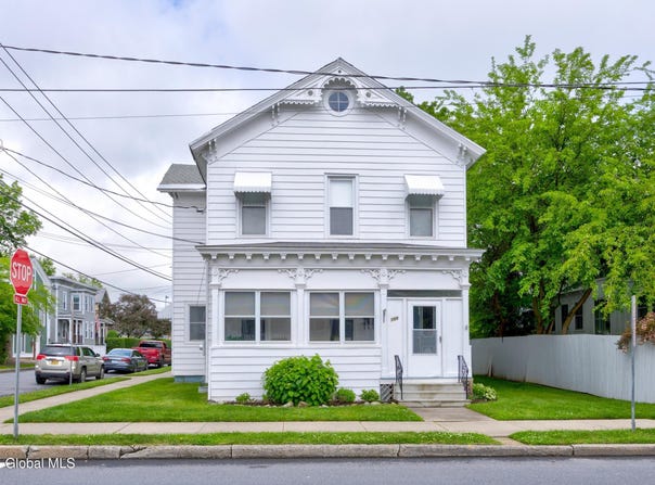 159 Grand Avenue, Saratoga Springs, NY 12866