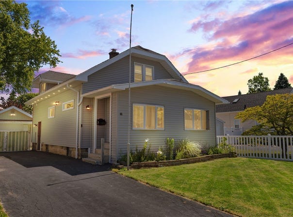 86 Henley Street, Rochester, NY 14612