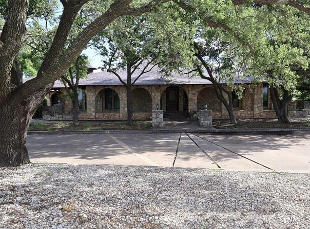 1602 Cedar Avenue, Megargel, TX 76370