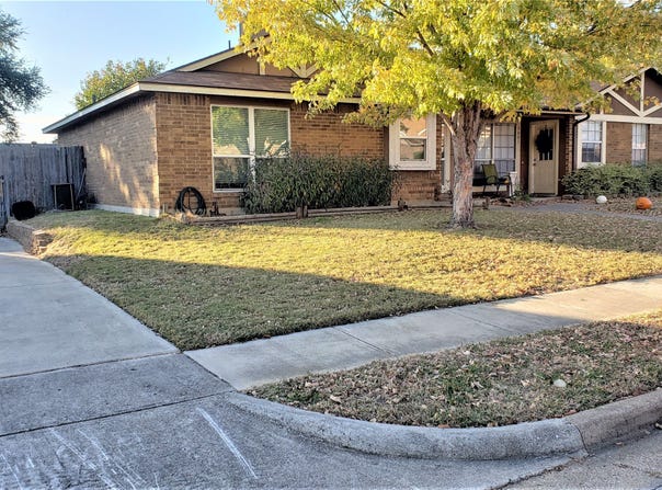 2925 Timothy Lane, Euless, TX 76039