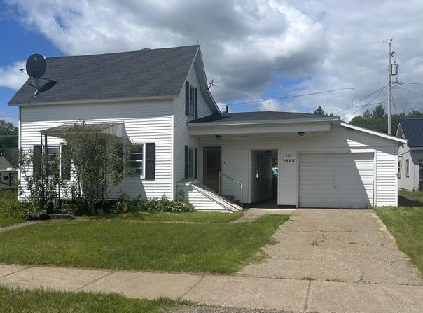 377 Pine Street, Republic, MI 49879-9258