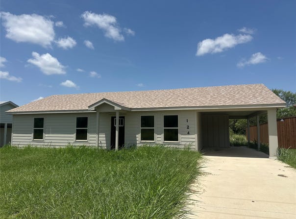 124 Bridlewood Lane, Runaway Bay, TX 76426