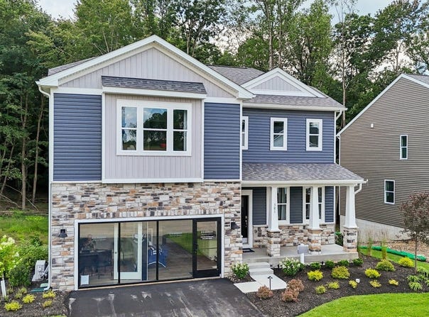 722 Hardman Drive, Westover, WV 26501