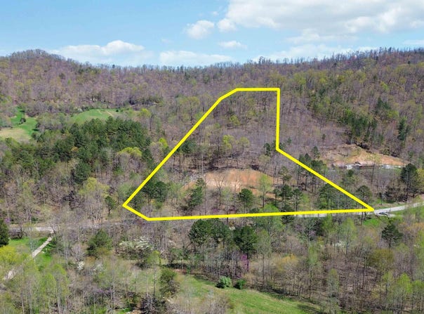 9999 Meadow Creek Road, Corbin, KY 40701