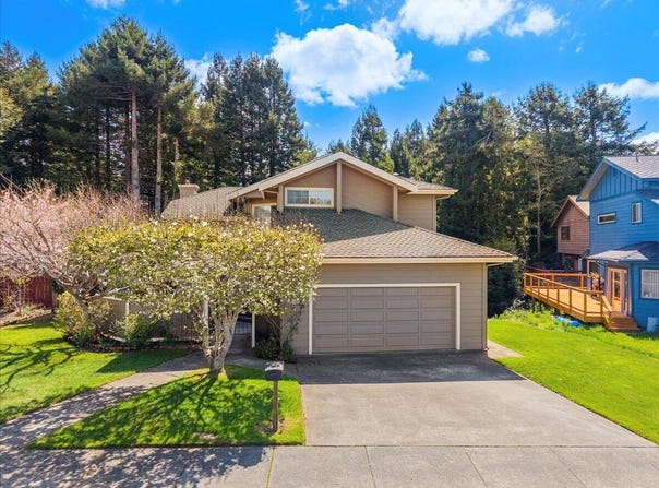 4954 Lundblade Drive, Eureka, CA 95503