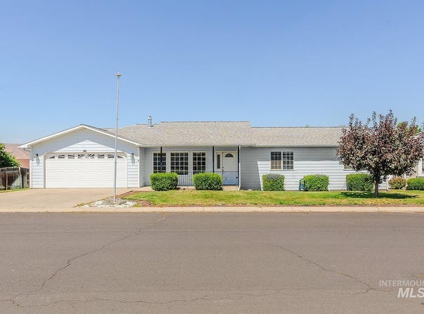919 Magnolia Street, Lewiston, ID 83501