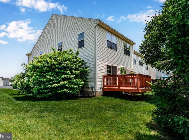 709 JONATHAN COURT, MECHANICSBURG, PA 17055