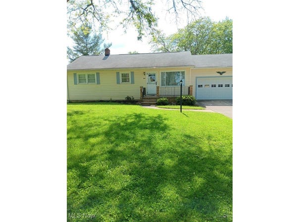 458 W 130th Street, Brunswick, OH 44212