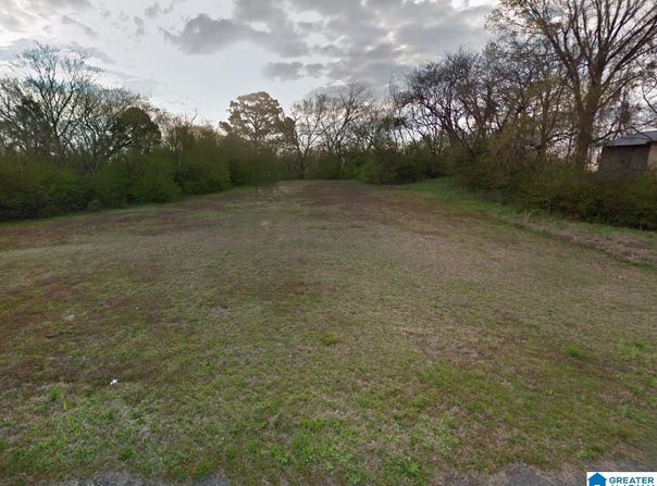 129 COOSA STREET, GADSDEN, AL 35901