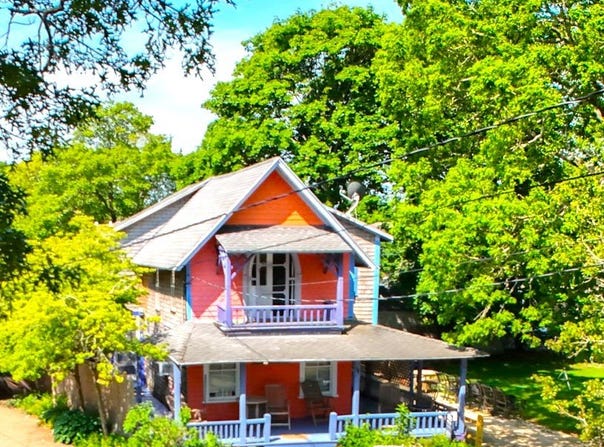 34 Massasoit Avenue, Oak Bluffs, MA 02557