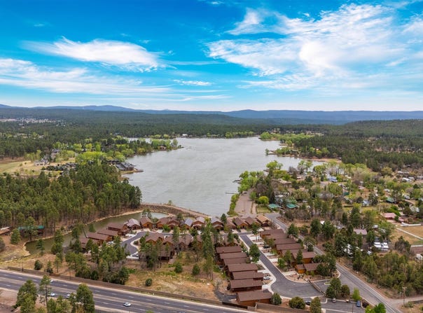 2011 N Lake Breeze Road, Lakeside, AZ 85929