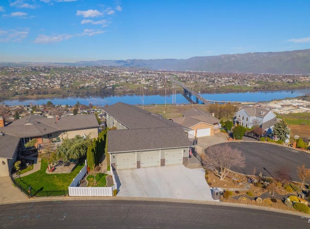 528 Crestline Circle Drive, Lewiston, ID 83501