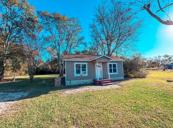 411 Watkins, ELKHART, TX 75839