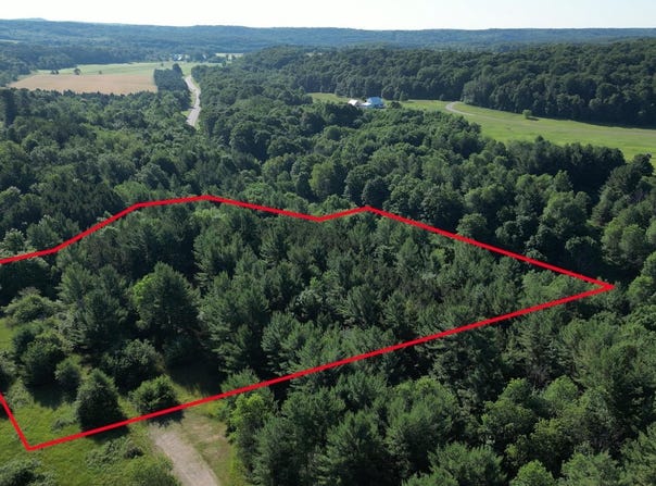 15 S Westview Drive, Empire, MI 49630