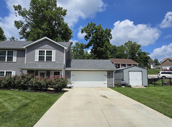 655 W Thornridge Way, Spencer, IN 47460