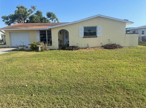 81 OAKLAND HILLS PLACE, ROTONDA WEST, FL 33947