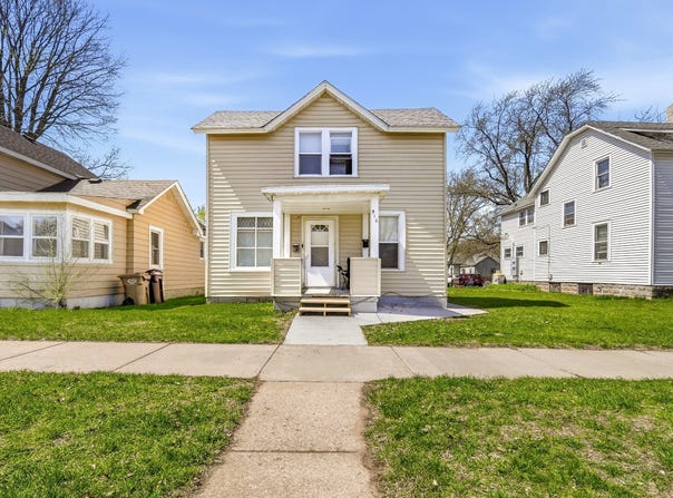 516 Cochrane Street, Eau Claire, WI 54703
