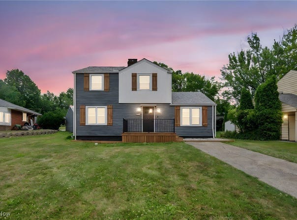 2129 Buena Vista Drive, Wickliffe, OH 44092