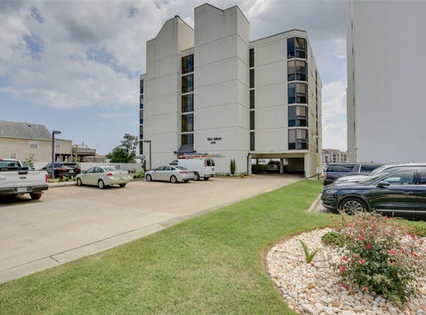 316  Winston Salem Ave Unit#301, Virginia Beach, VA 23451