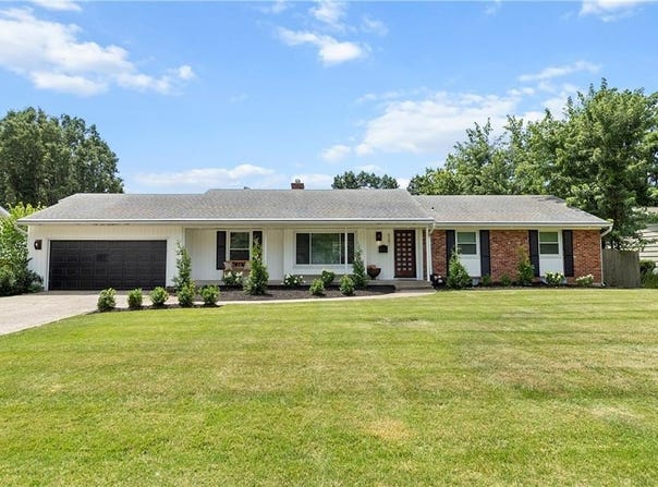6201 W 86th Terrace, Overland Park, KS 66207