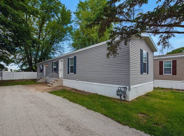 2614 Tiffin Ave #60, Sandusky, OH 44870