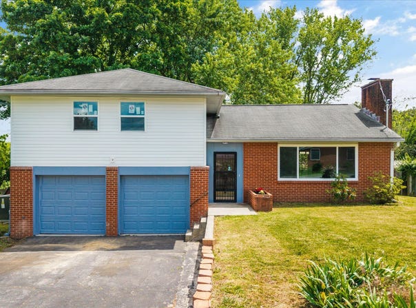 121 Washburn Circle, Oak Ridge, TN 37830