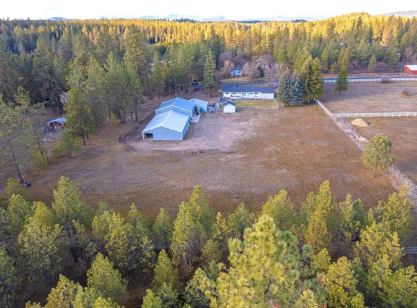 3732 E WESTWOOD Ave, Chattaroy, WA 99003