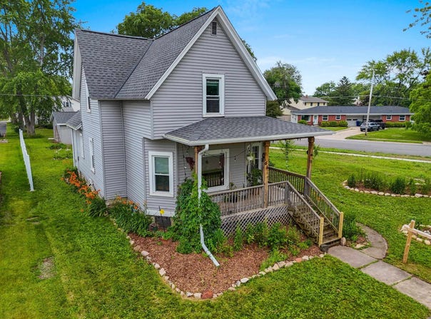 731 S MICHIGAN Street, DE PERE, WI 54115-3268
