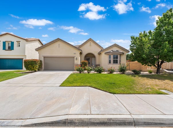3050 W Kildare Street, Lancaster, CA 93536