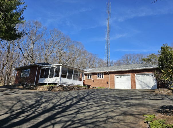 269 Box Mountain Drive, Vernon, CT 06066