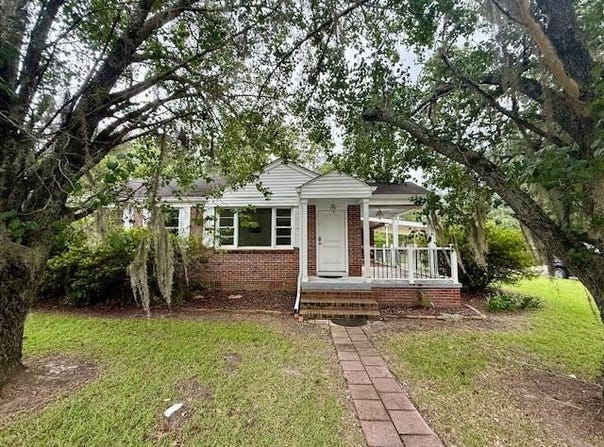 1523 E Pinetree Blvd, Thomasville, GA 31792