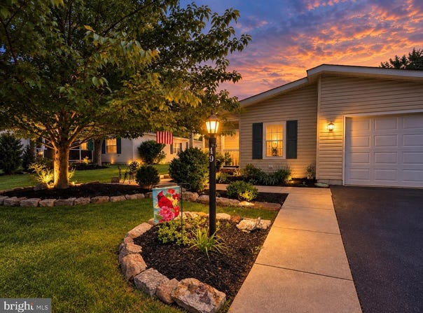 49 CANARY Road, SELLERSVILLE, PA 18960