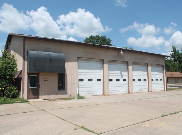 308 E MAIN Street, Carbondale, IL 62901