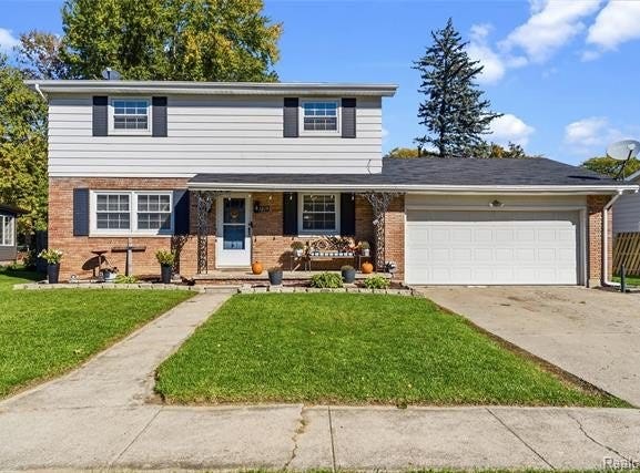 1019 Clearview Drive, Flushing, MI 48433