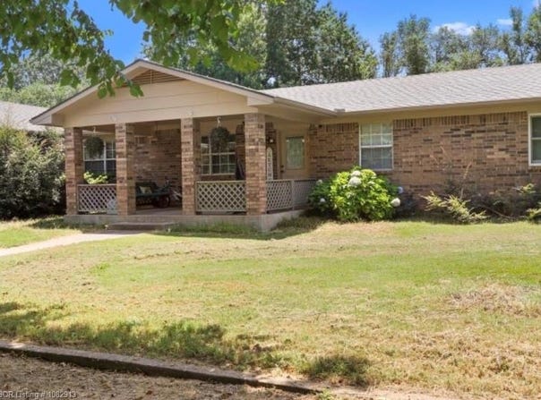 18825 Leflore  DR, Spiro, OK 74959