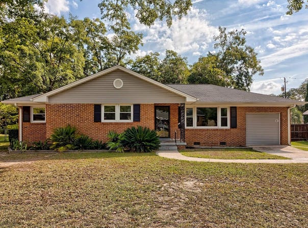 1719 Chadsworth Drive, Cayce, SC 29033-2207